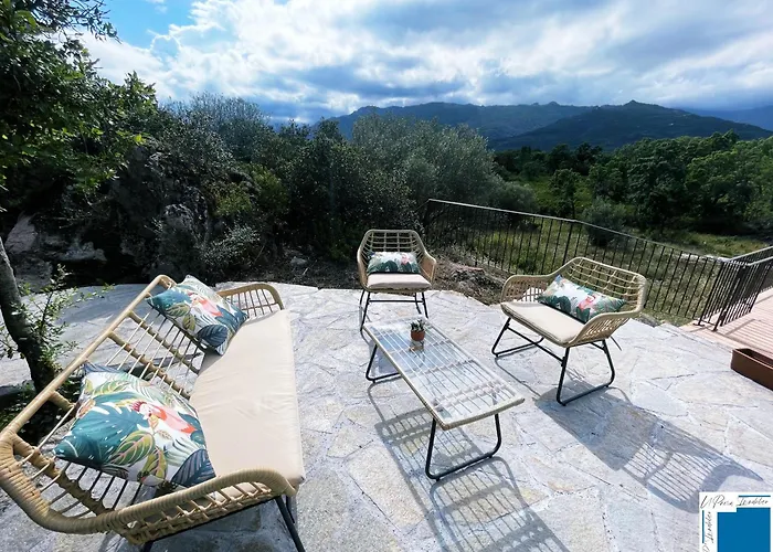 A Serenita - Bergerie - Piscine Privee *